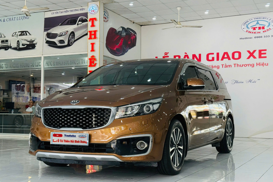 KIA SEDONA 2.2 DATH SX 2018 FULL DẦU