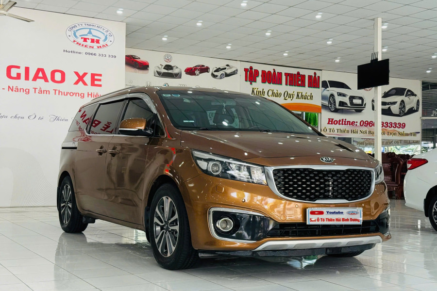 KIA SEDONA 2.2 DATH SX 2018 FULL DẦU