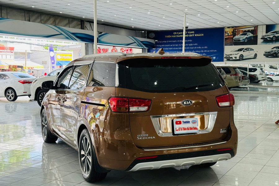 KIA SEDONA 2.2 DATH SX 2018 FULL DẦU