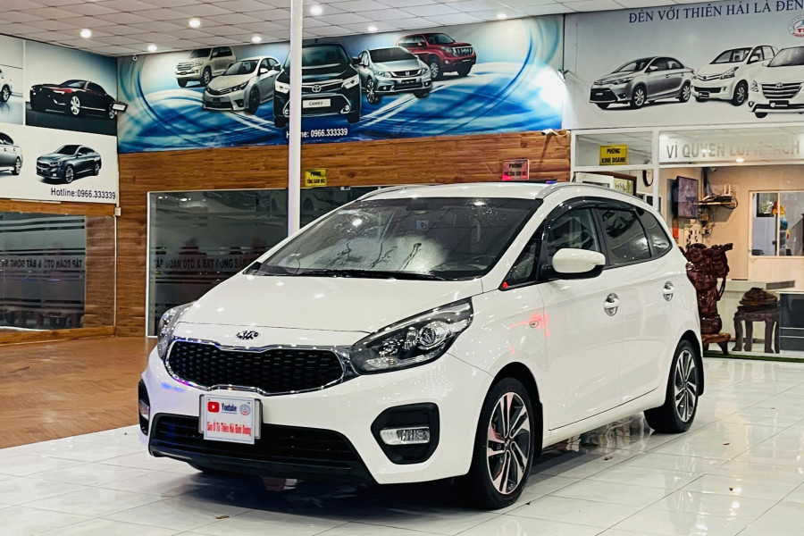 KIA RONDO 2020