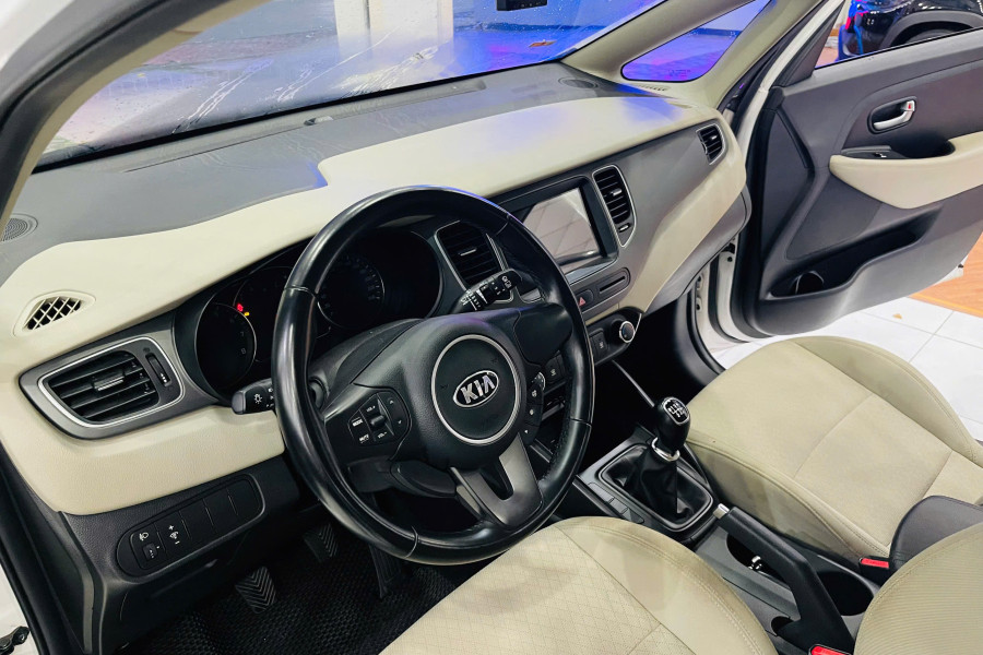 KIA RONDO 2020