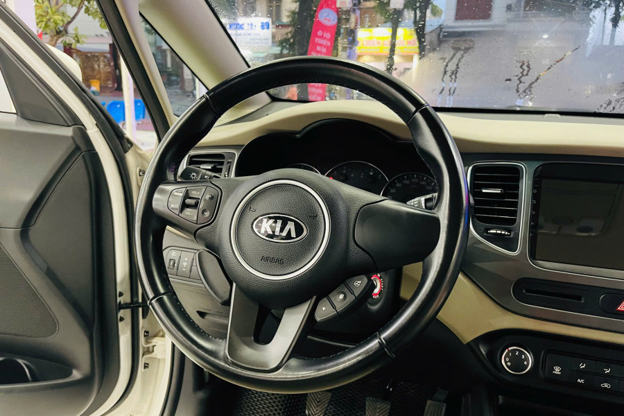 KIA RONDO 2020