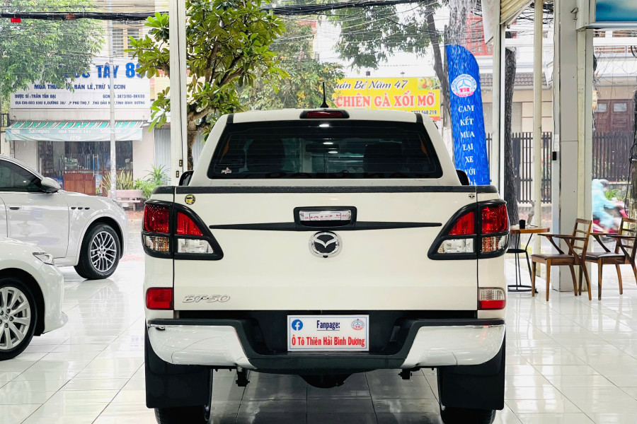 MAZDA BT-50 2.2 LUXURY 4x2AT SX 2020