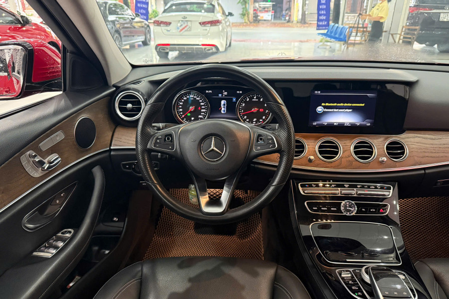 MERCEDES BENZ E200 SX 2017