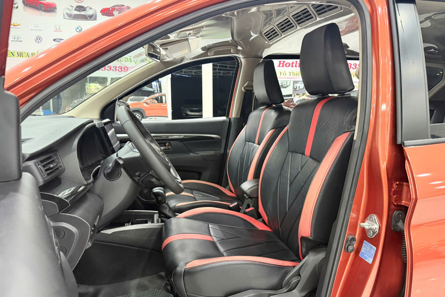 suzuki/suzuki-xl-7/z7154989130613-b3c62248b9e073cd534990c7dac226ec.jpg SUZUKI XL 7 GLX AT SX 2023 NHẬP KHẨU INDONESIA