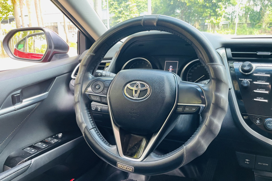 TOYOTA CAMRY 2.0G SX 2020  NHẬP KHẨU