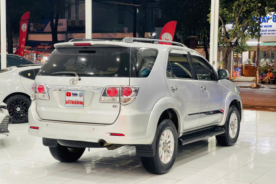  TOYOTA FORTUNER 2.5G MT SX 2012  