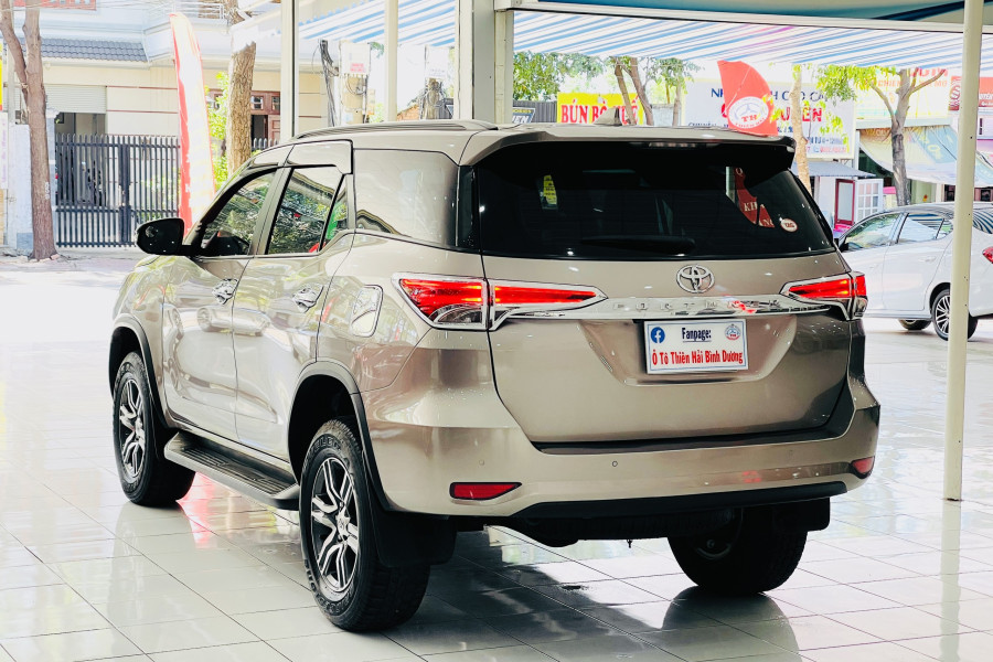 TOYOTA FORTUNER 2.4L 4x2AT SX 2022 