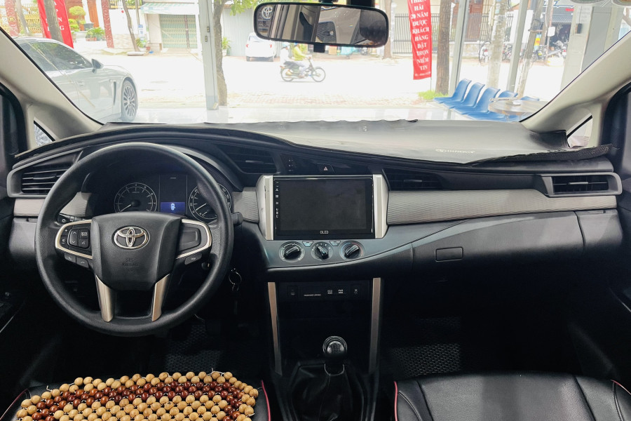 TOYOTA INNOVA 2.0E Sản Xuất 2021