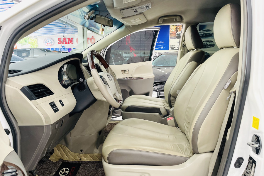 TOYOTA SIENNA 2.7L SẢN XUẤT 2010 NHẬP MỸ