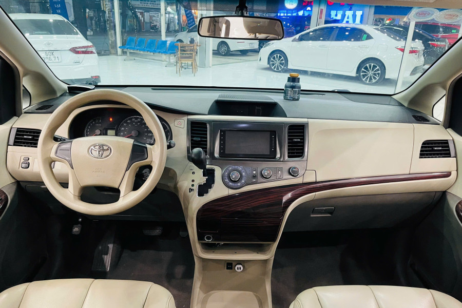  TOYOTA SIENNA 2.7L SX 2010 NHẬP MỸ