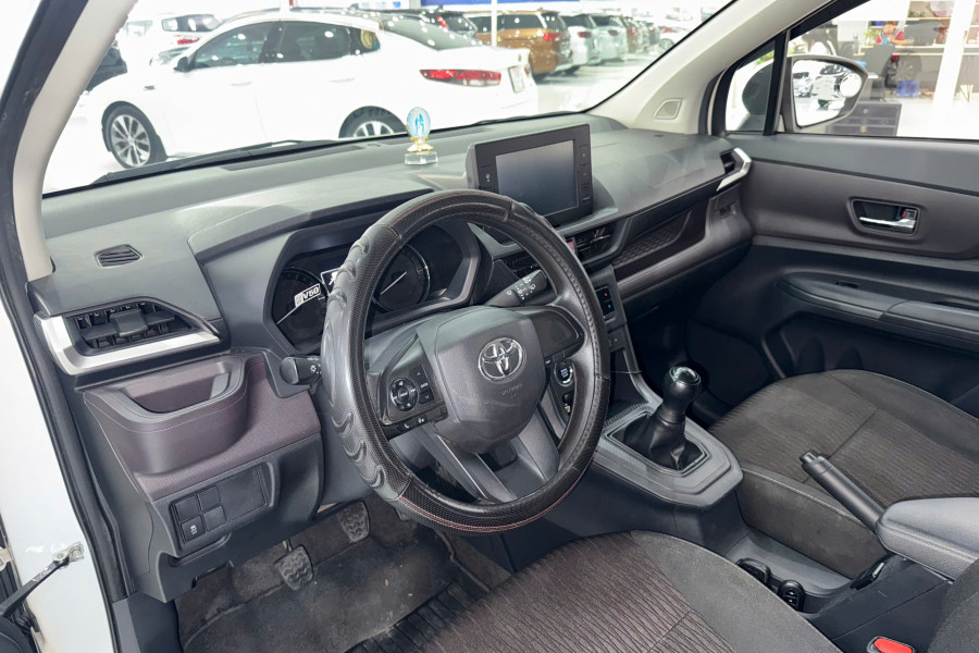 TOYOTA AVANZA PREMIO 1.5MT SX 2022