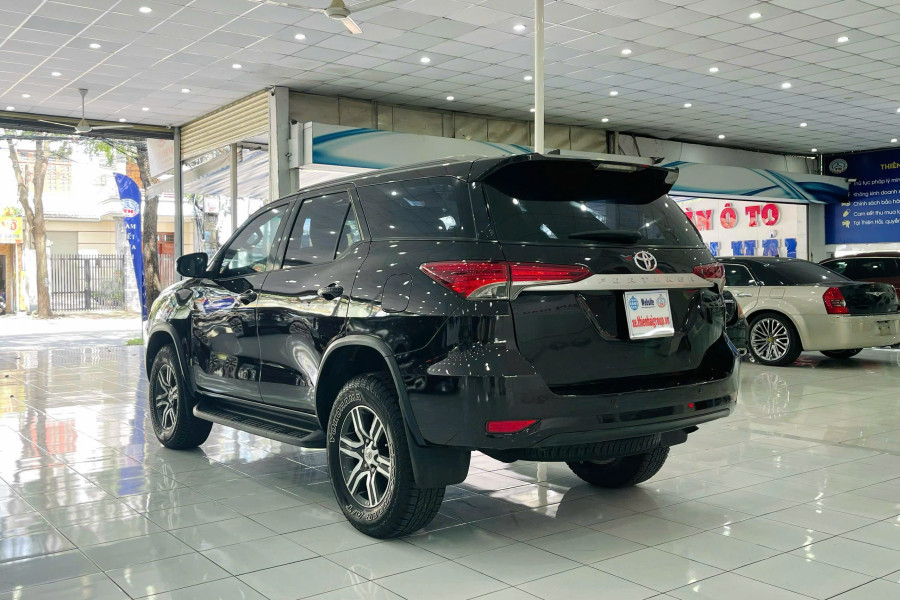 TOYOTA FORTUNER 2.4G MT SX 2017